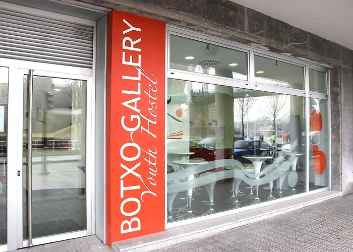 Hostel Botxo Gallery - Youth Hostel Bilbao