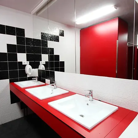 Vandrarhem Botxo Gallery - Youth Hostel Bilbao *